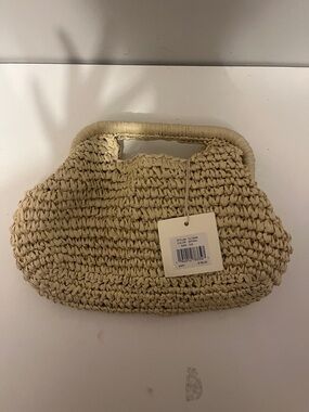 Woven Straw Clutch Handbag in Natural Cream